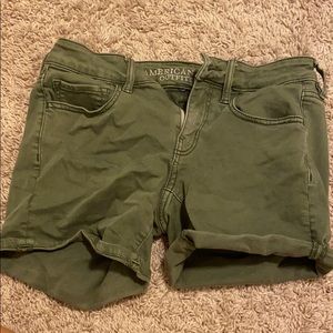 American eagle green shorts.